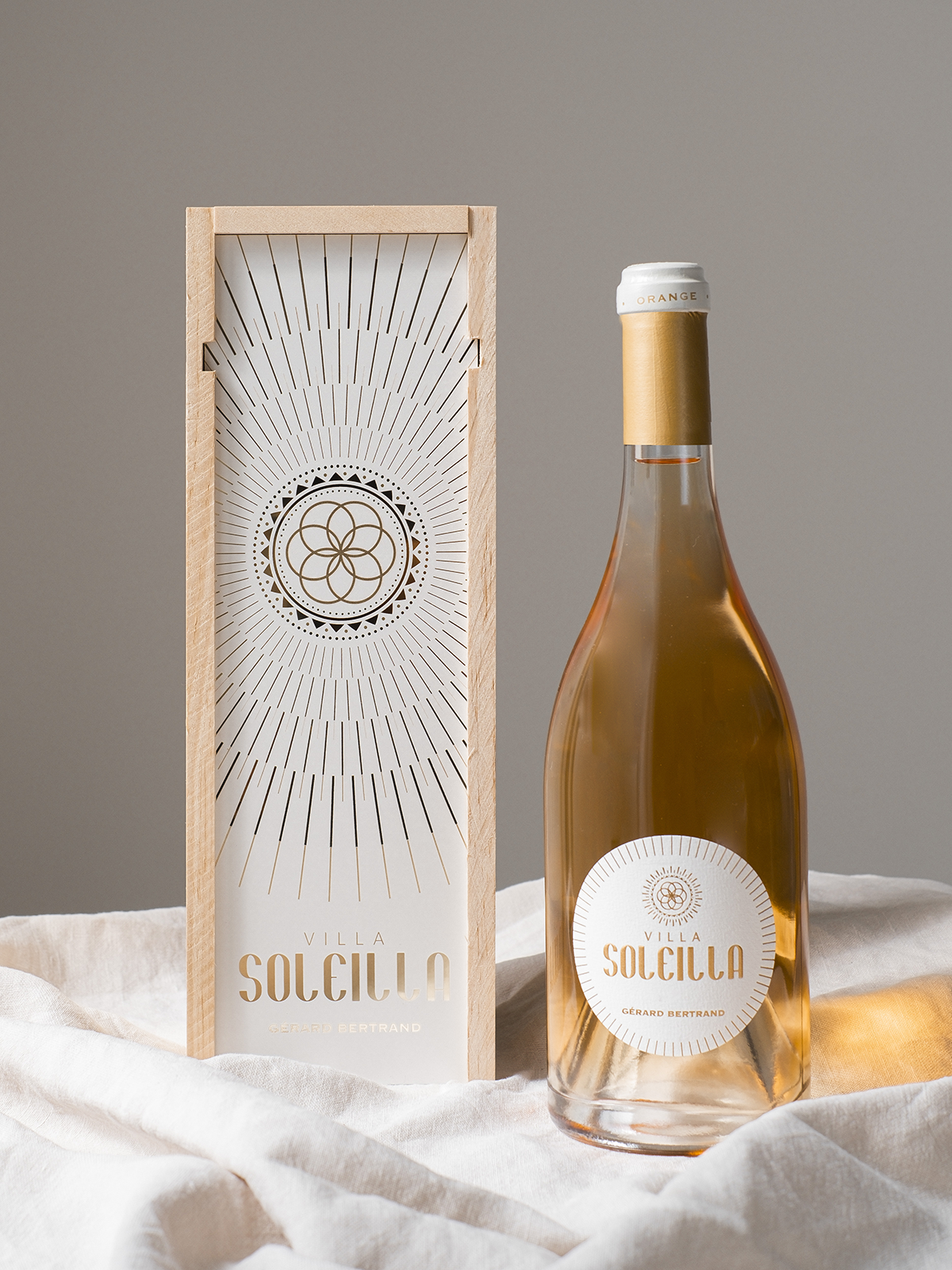 Villa Soleilla Coffret 2022 coffret bois 6 bouteilles 75cl vin orange biodynamique - Gérard Bertrand